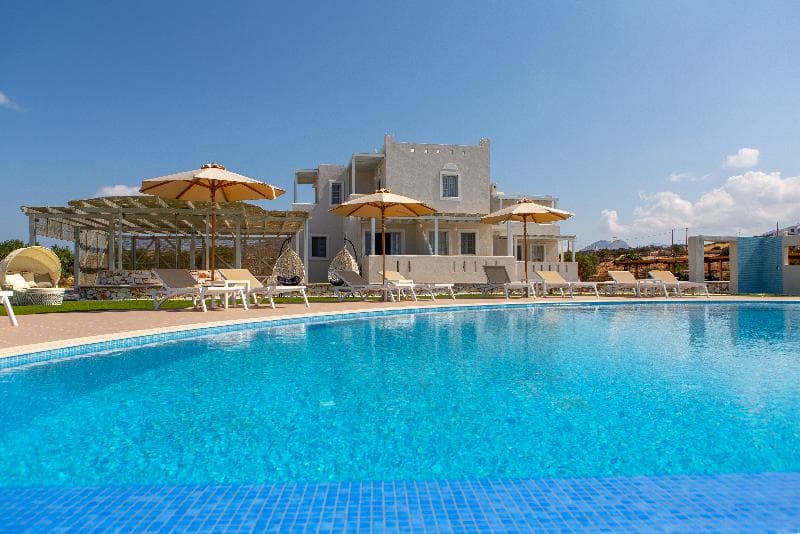 Sun And Moon Villas & Suites photo 1