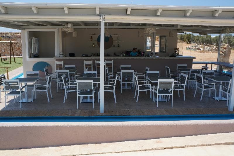 Sun And Moon Villas & Suites 4