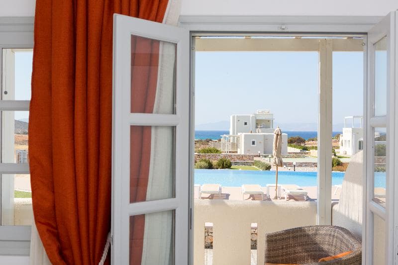 Sun And Moon Villas & Suites 5
