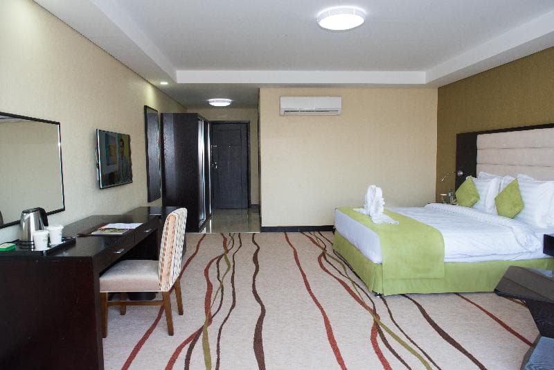 Crossroads Hotel Blantyre 4