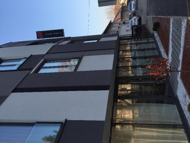 Livris Hotel 2