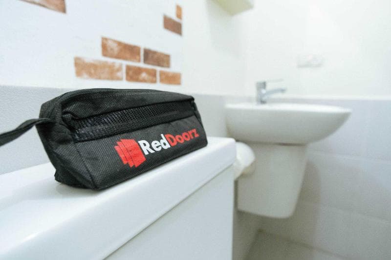 Reddoorz Plus Poblacion District Davao 5