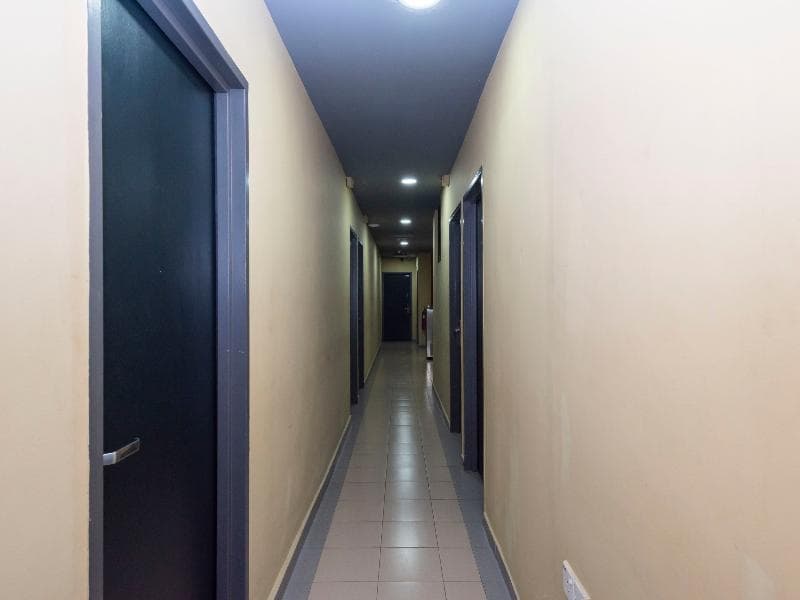 Super Oyo 494 Eg Hotel 4