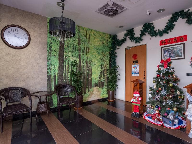 Oyo 614 D'pinetrees Hotel 5