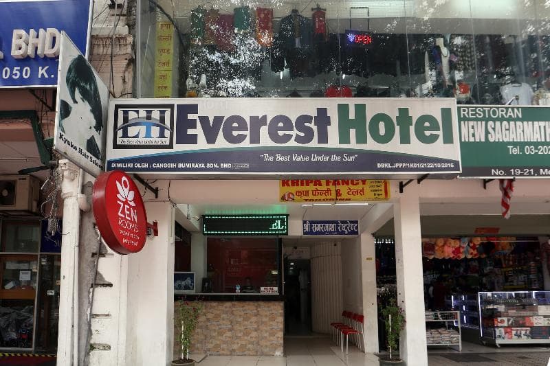 Oyo 334 Everest Hotel