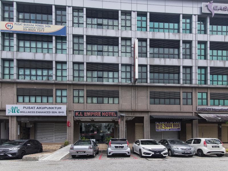 Oyo 444 Kl Empire Hotel photo 1