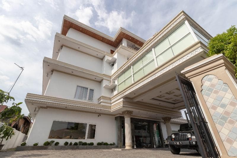 Oyo 293 Mutiara Hijau Suites Syariah 2