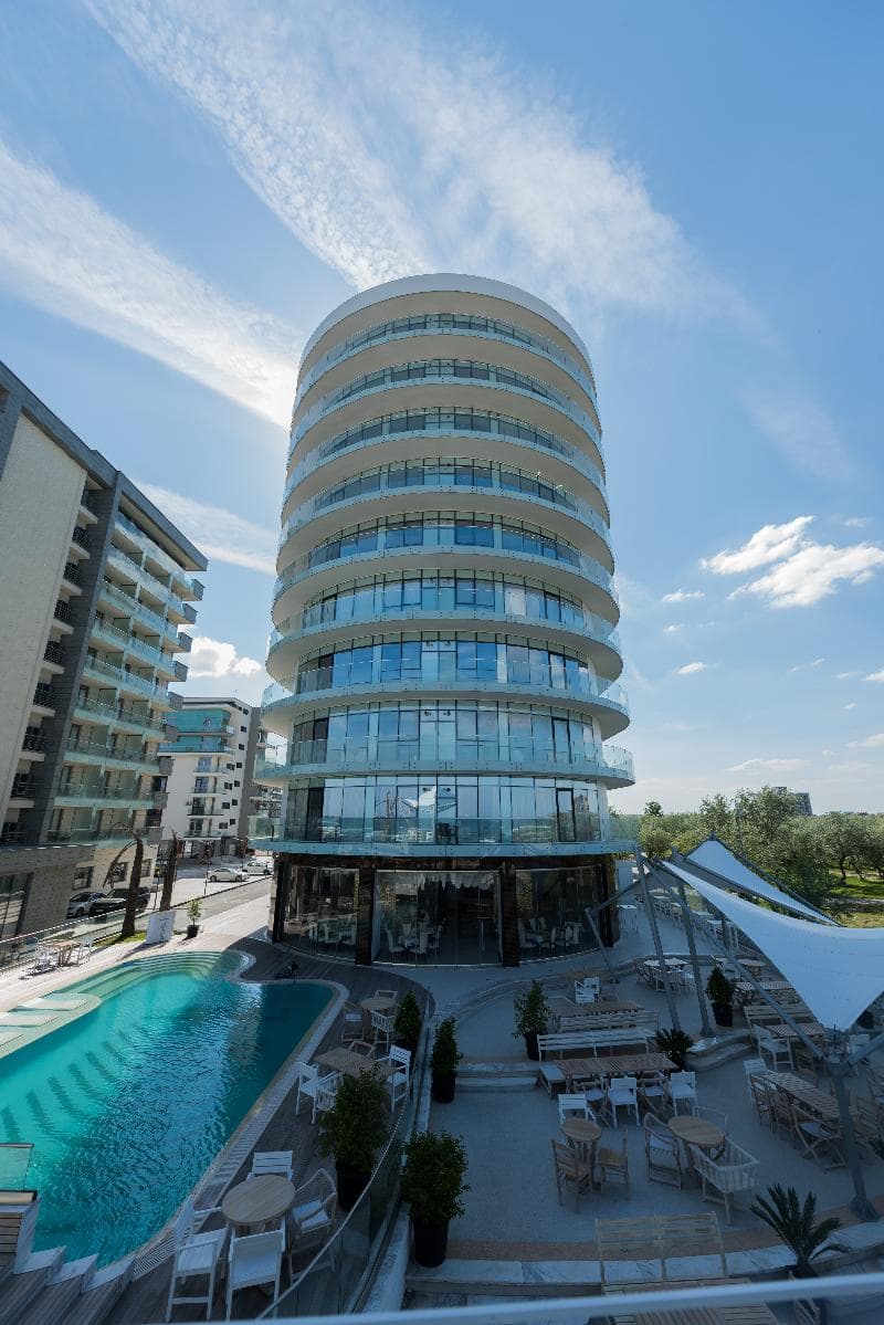 White Tower Mamaia main
