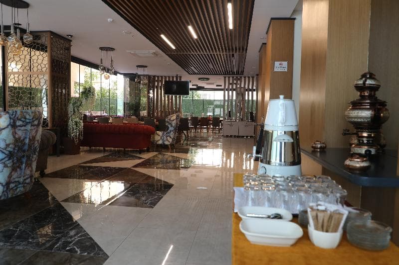 New Garden Hotel 5