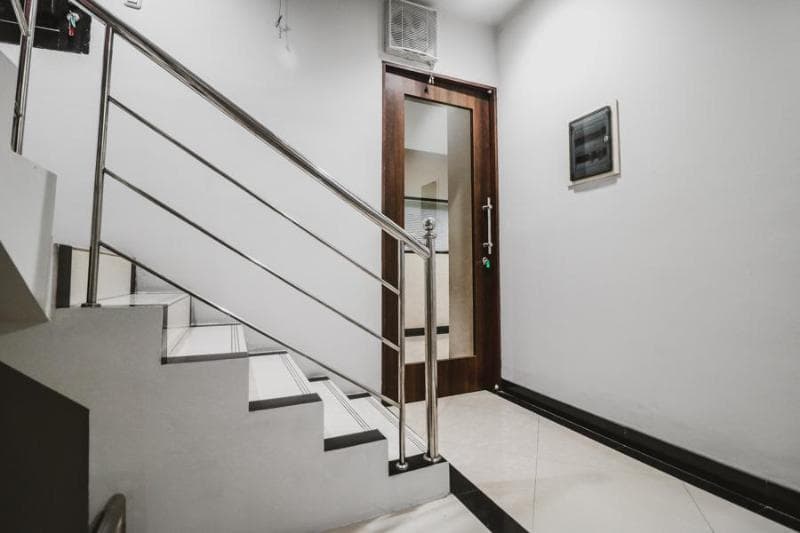 Reddoorz Near Kebon Jeruk Jakarta 2