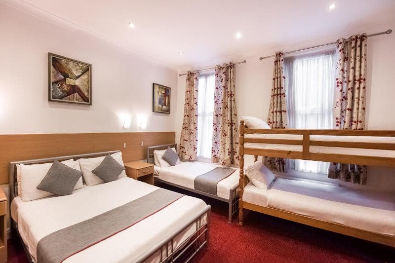 London Guest House 3