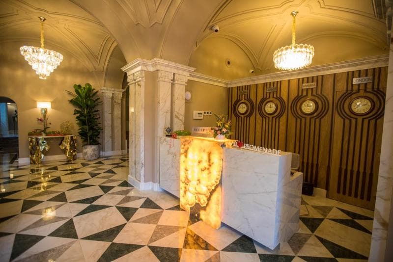 Promenade Hotel 3