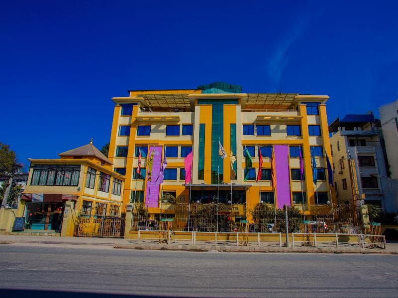 Capital O 338 Yellow Pagoda Hotel photo 1