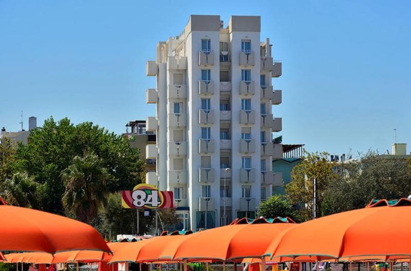 Hotel Aristeo main