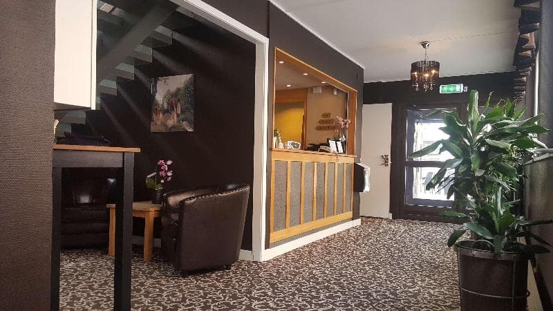 Sure Hotel By Best Western Algen 4