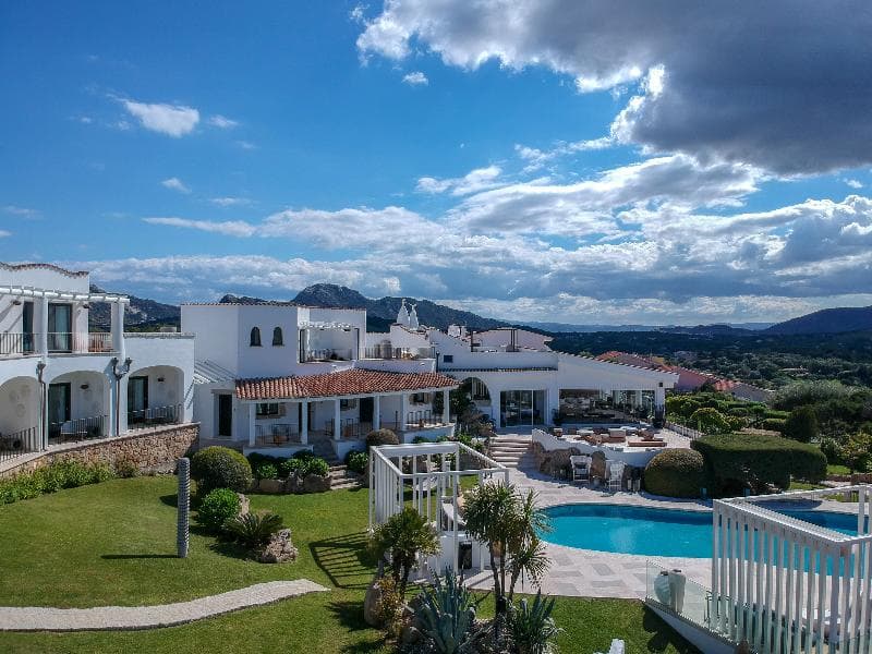 Sulia House Porto Rotondo, Curio Collection by Hilton 3