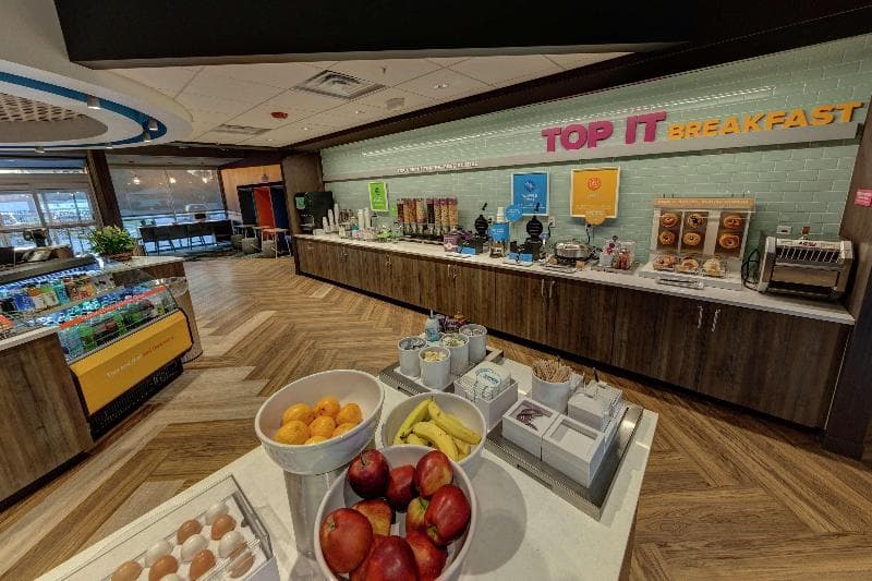 Tru by Hilton Georgetown 3
