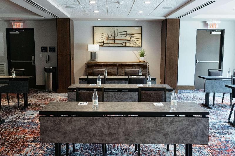 Revel Hotel Des Moines Urbandale, Tapestry Collection Hilton 1