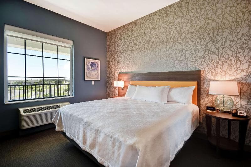 Home2 Suites by Hilton Jekyll Island, GA 5