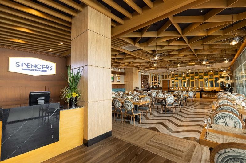 Best Western Plus Metro Clark 4