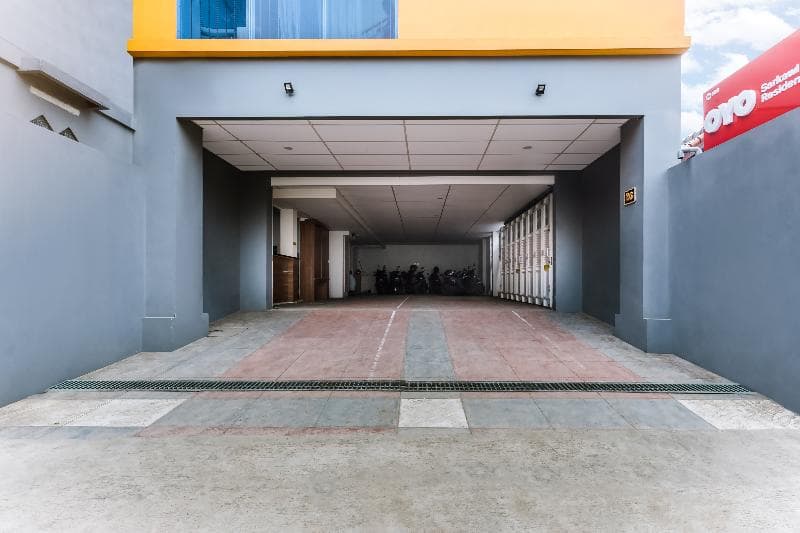 Oyo 106 Sarkawi Residence 2