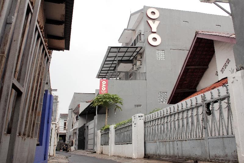Oyo 121 Rumah Ayub Syariah 2
