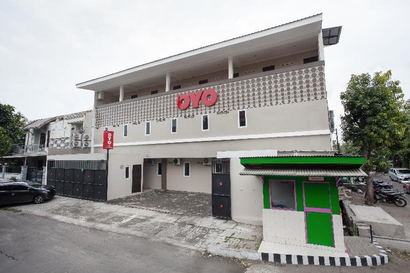 Oyo 134 Lg Residence 3