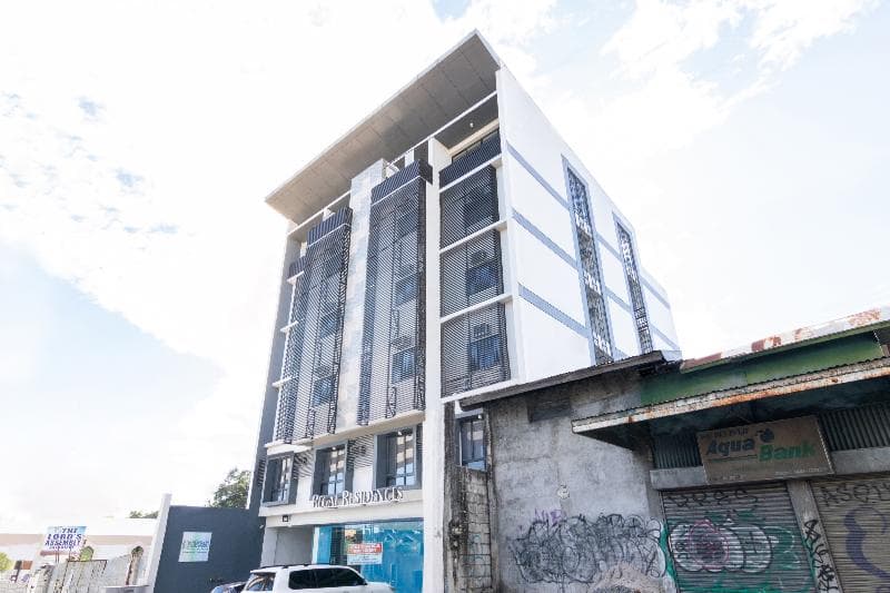 Regal Residences 4