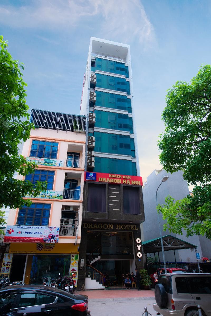 Dragon Hotel 3