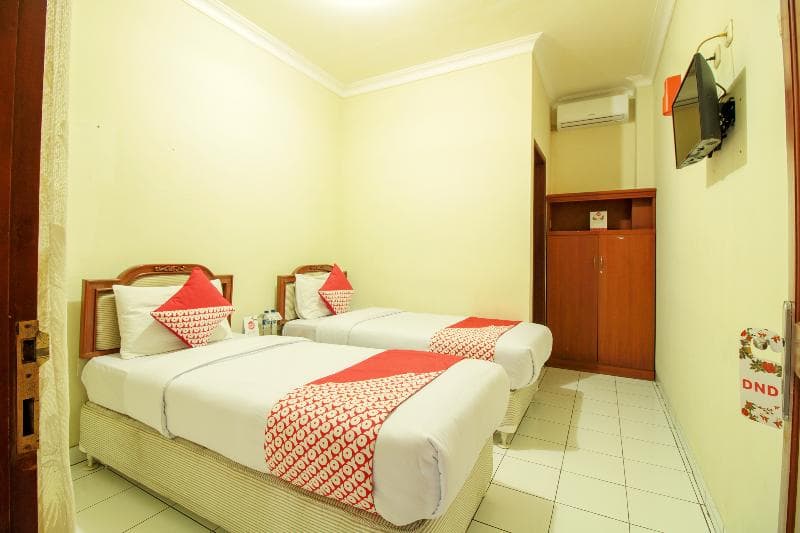 Hotel Astria Graha 5