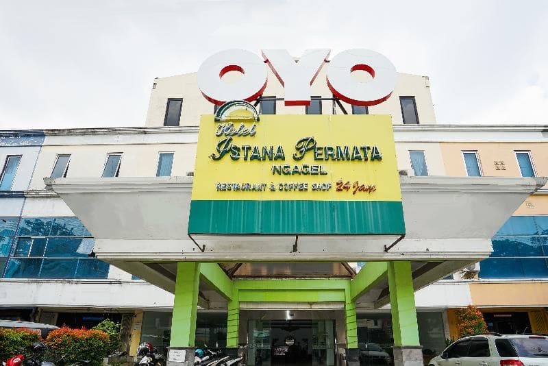 Istana Permata Ngagel main