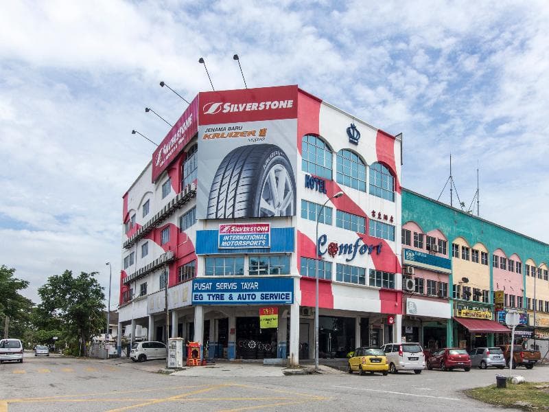Oyo 340 Comfort Hotel 2