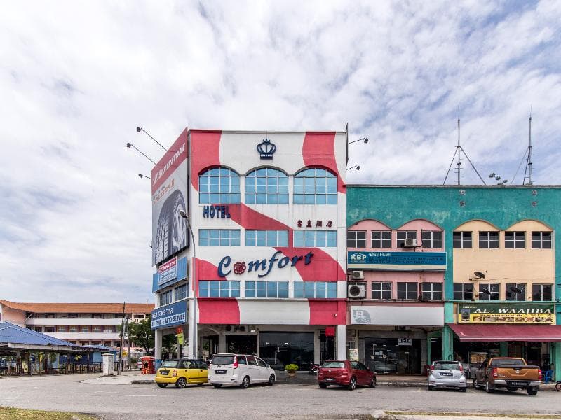 Oyo 340 Comfort Hotel 3