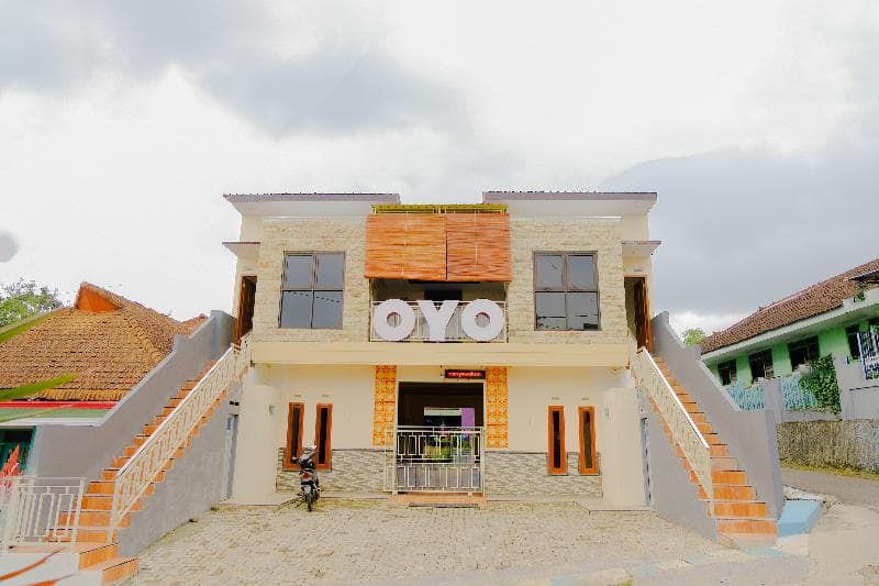 Oyo 605 Queen Homestay photo 1