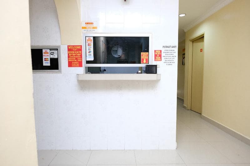 Oyo 720 Corridor Hotel 2 4
