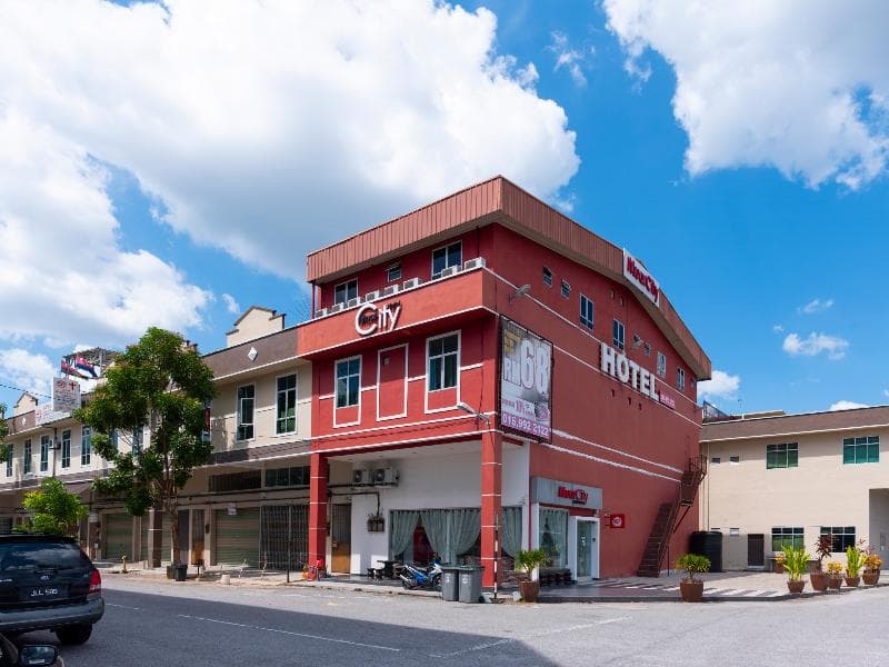 Oyo 756 Muar City Hotel 1