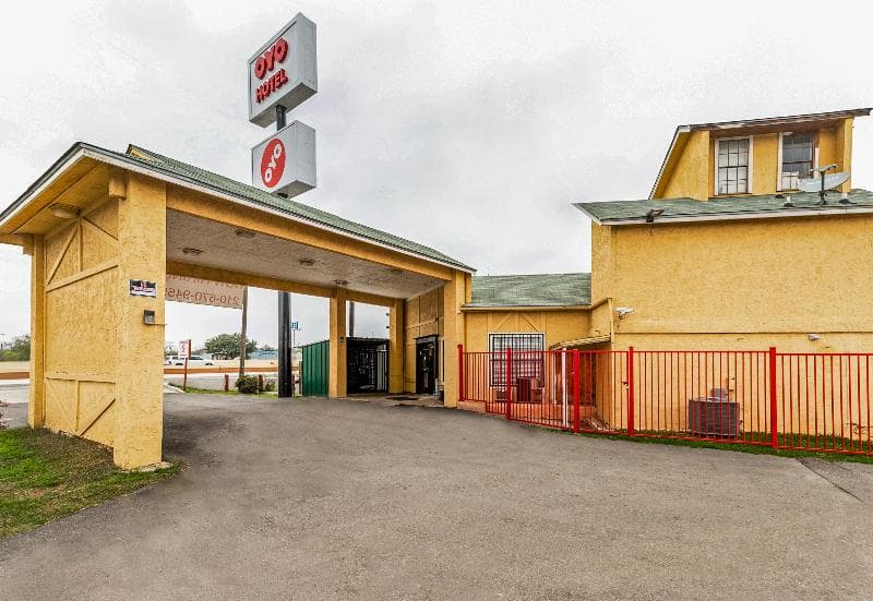 Oyo Hotel San Antonio Lackland Near Seaworld 5
