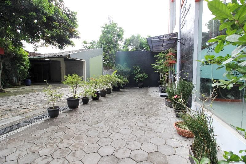 Reddoorz Plus @ Affandi Gejayan 4
