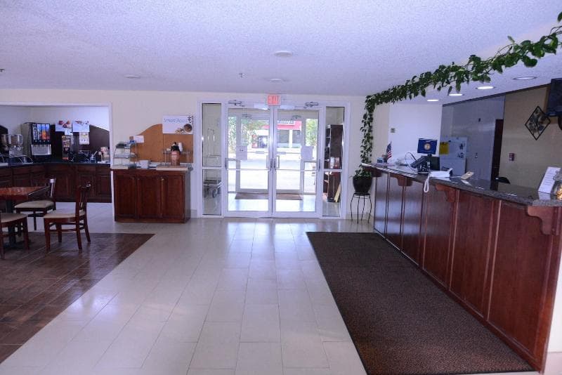Jameson Inn & Suites Hazlehurst 4