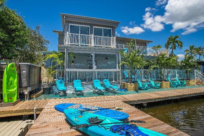 Latitude 26 Waterfront Boutique Resort 3