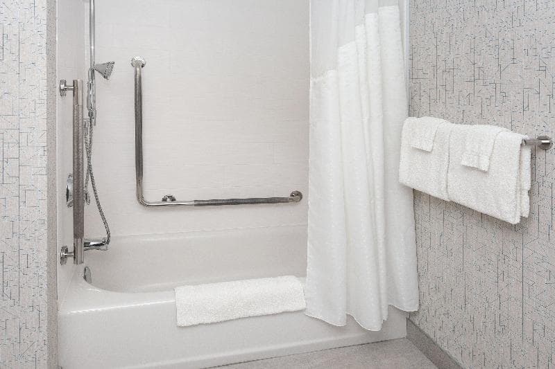 Holiday Inn Express & Suites Downtown Ottawa East 4