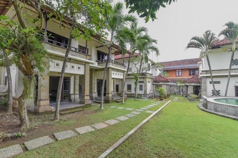 Reddoorz Plus Near Seminyak Square 3