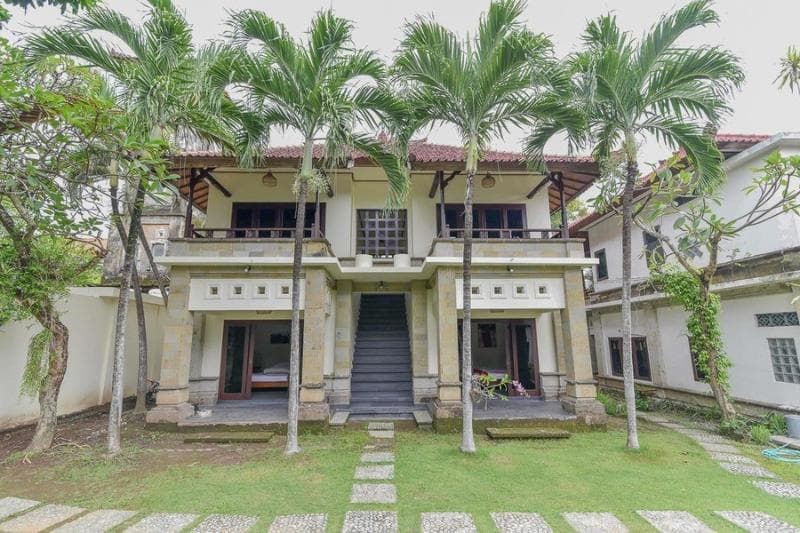 Reddoorz Plus Near Seminyak Square 5