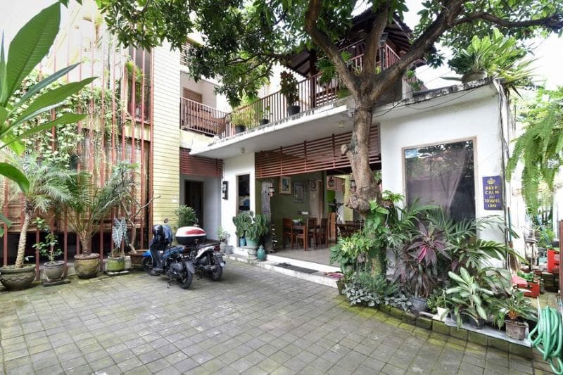 RedDoorz near Pantai Sanur Bali 3