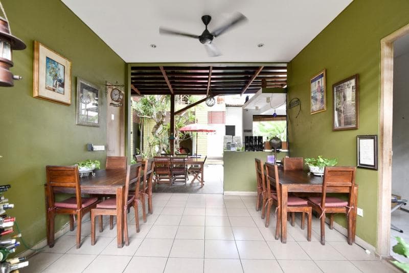 RedDoorz near Pantai Sanur Bali 5