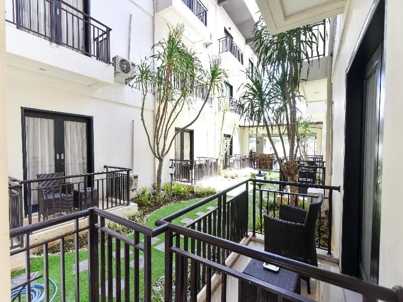 Reddoorz Plus Near Mall Bali Galeria 2 photo 1