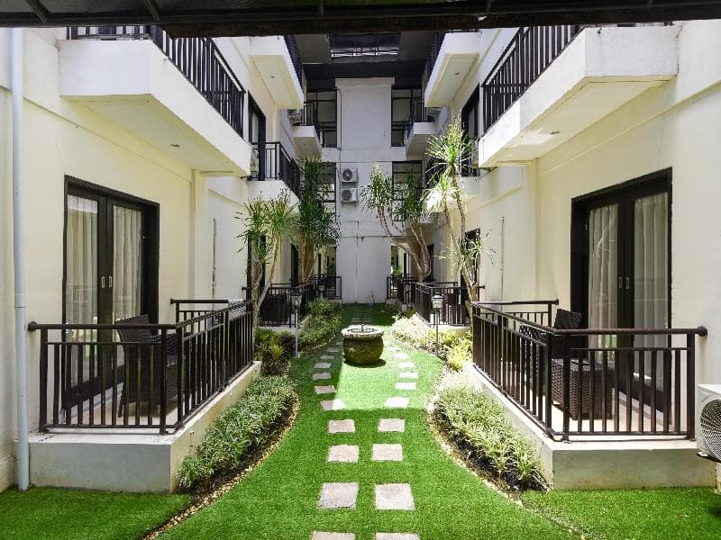 Reddoorz Plus Near Mall Bali Galeria 2 4