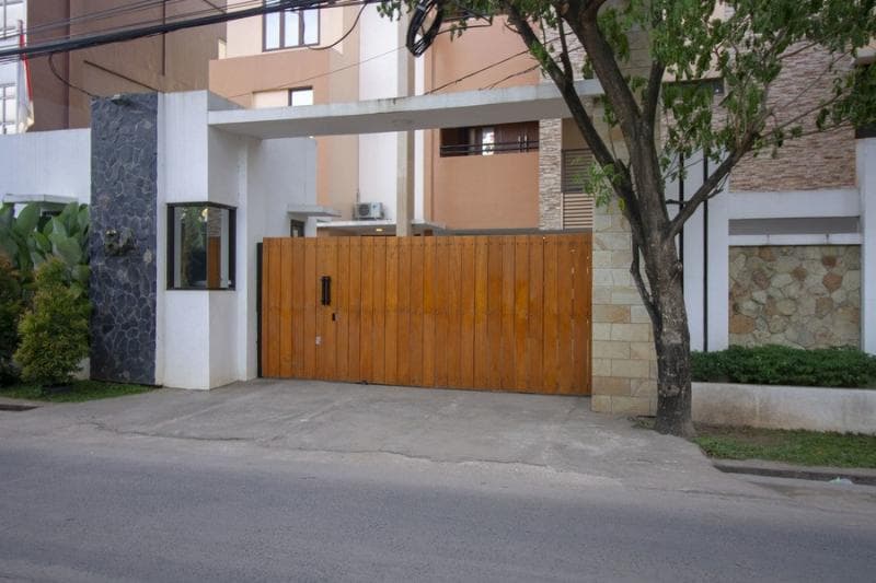 Reddoorz Plus @ Cbd Bintaro 3