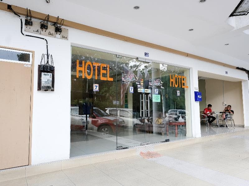 Seven Days Hotel photo 1
