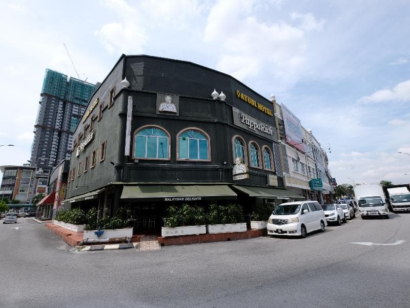 Super Oyo 707 Ayuni Hotel 3